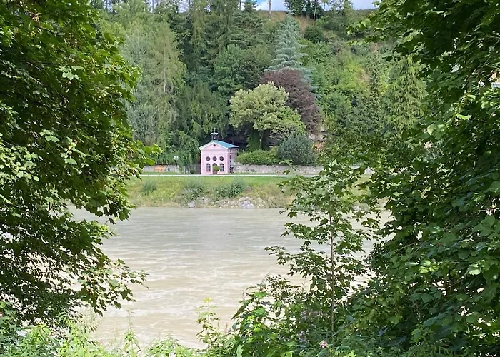 Mit Salzachblick *